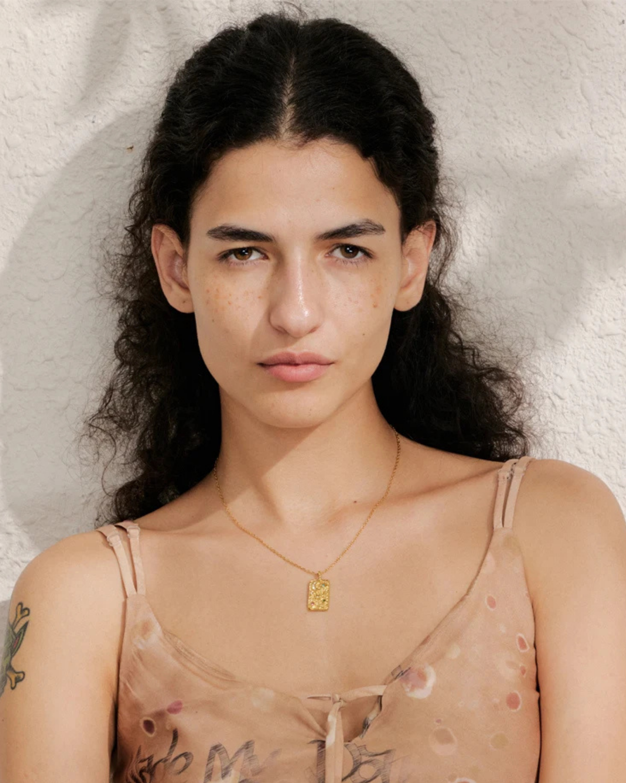 AURIEL PENDANT NECKLACE