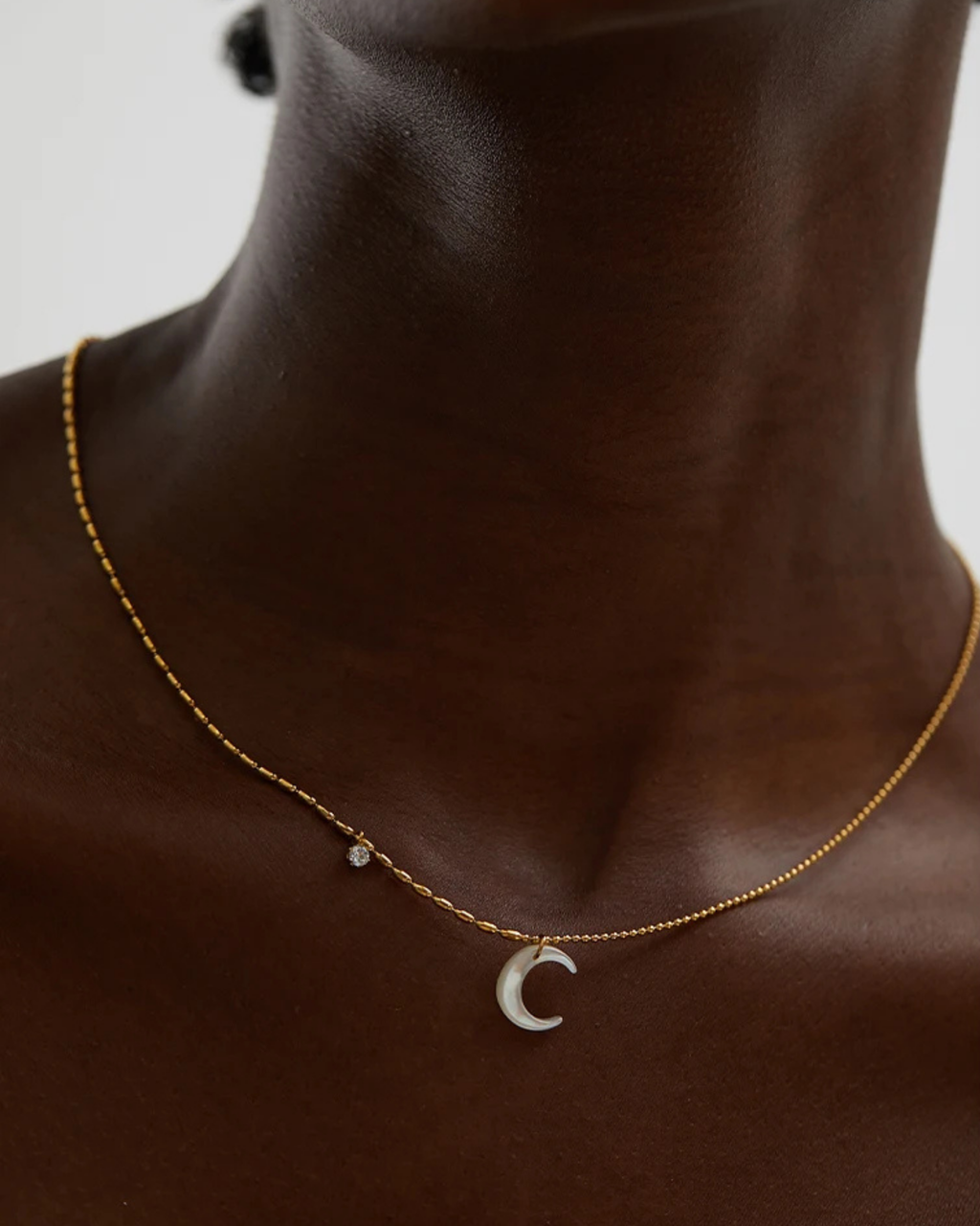 WHITE MOON PENDANT NECKLACE