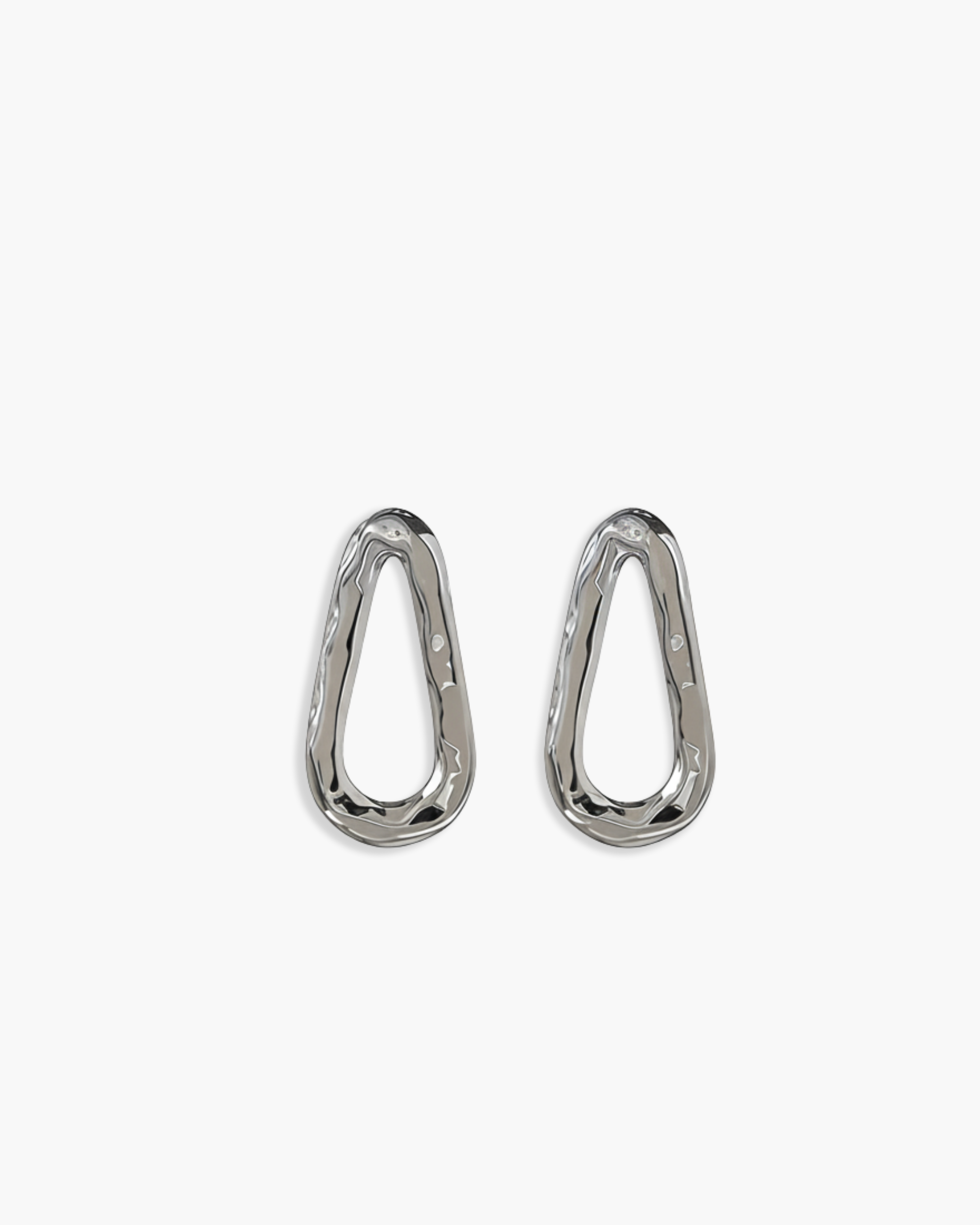 OVAL STUD EARRINGS