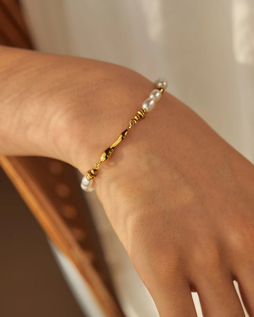 RICHMOND PEARL BRACELET