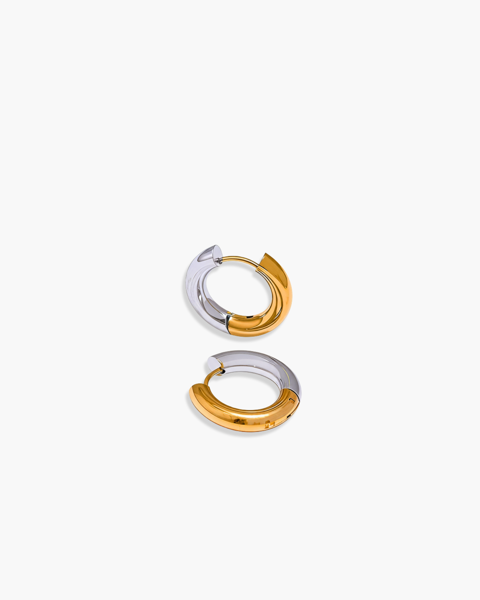 SOHO HOOP EARRINGS