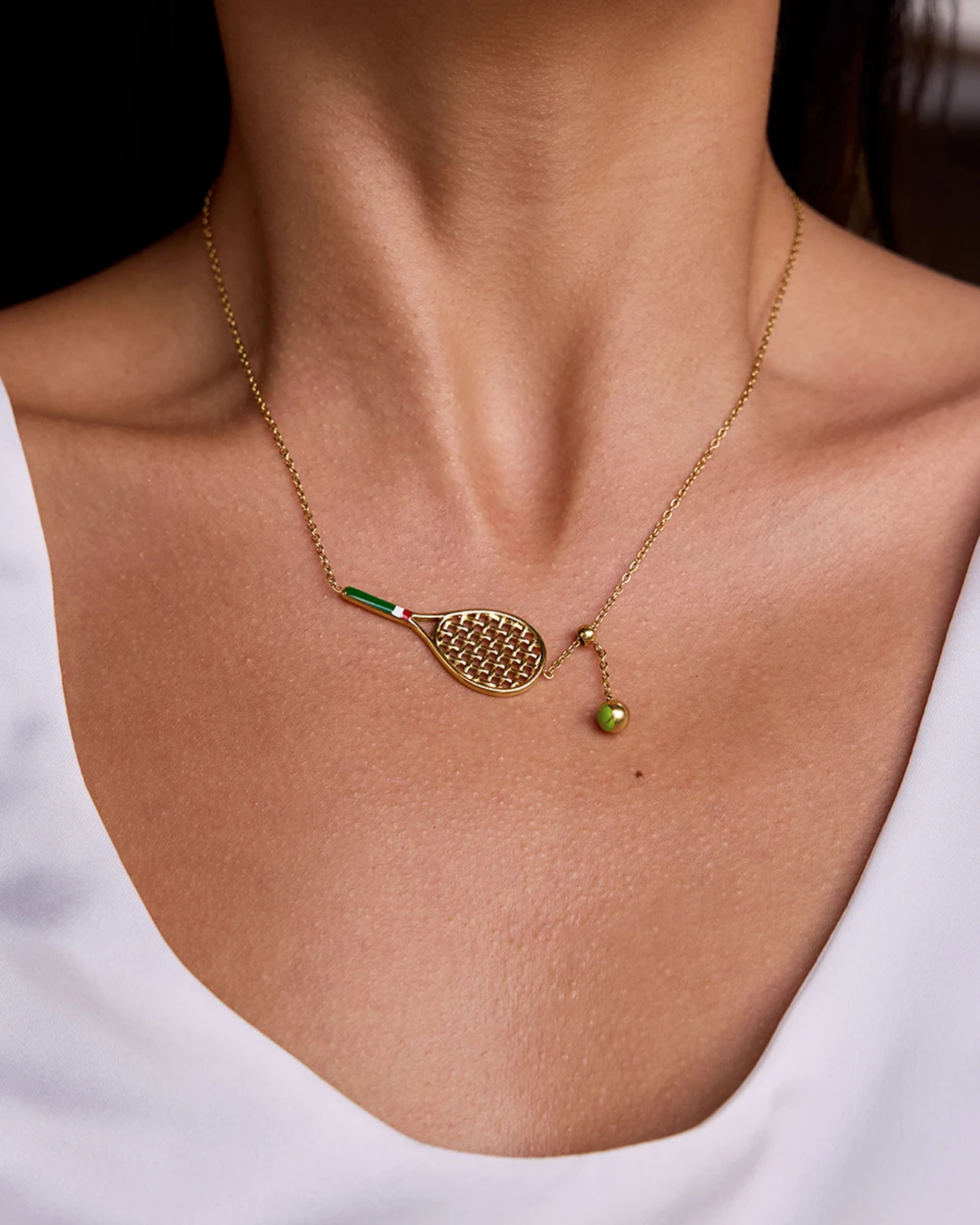 WIMBLEDON PENDANT NECKLACE