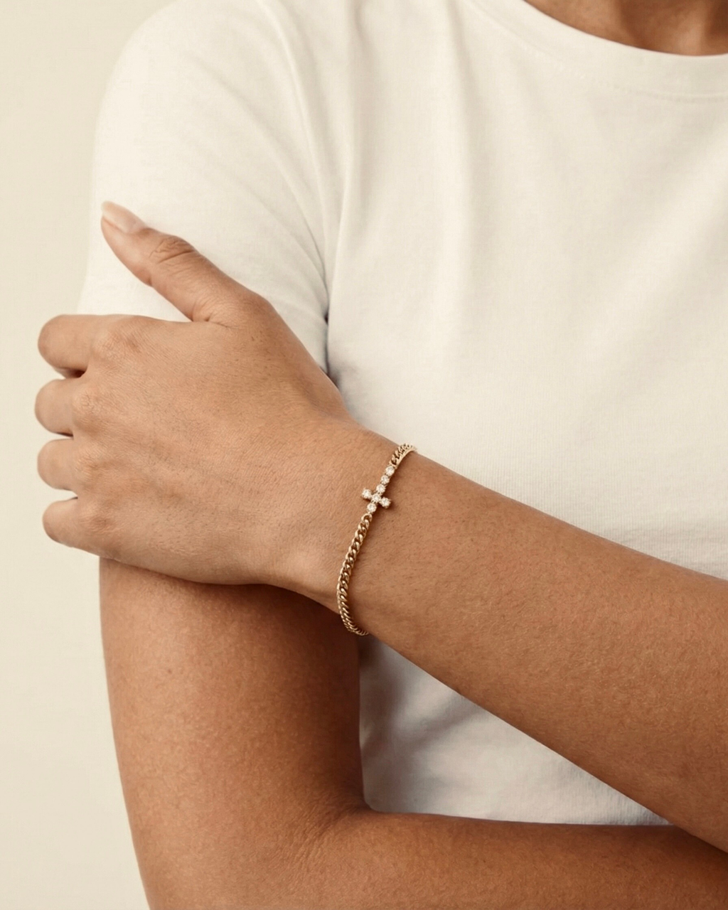 BABY CROSS CHAIN BRACELET