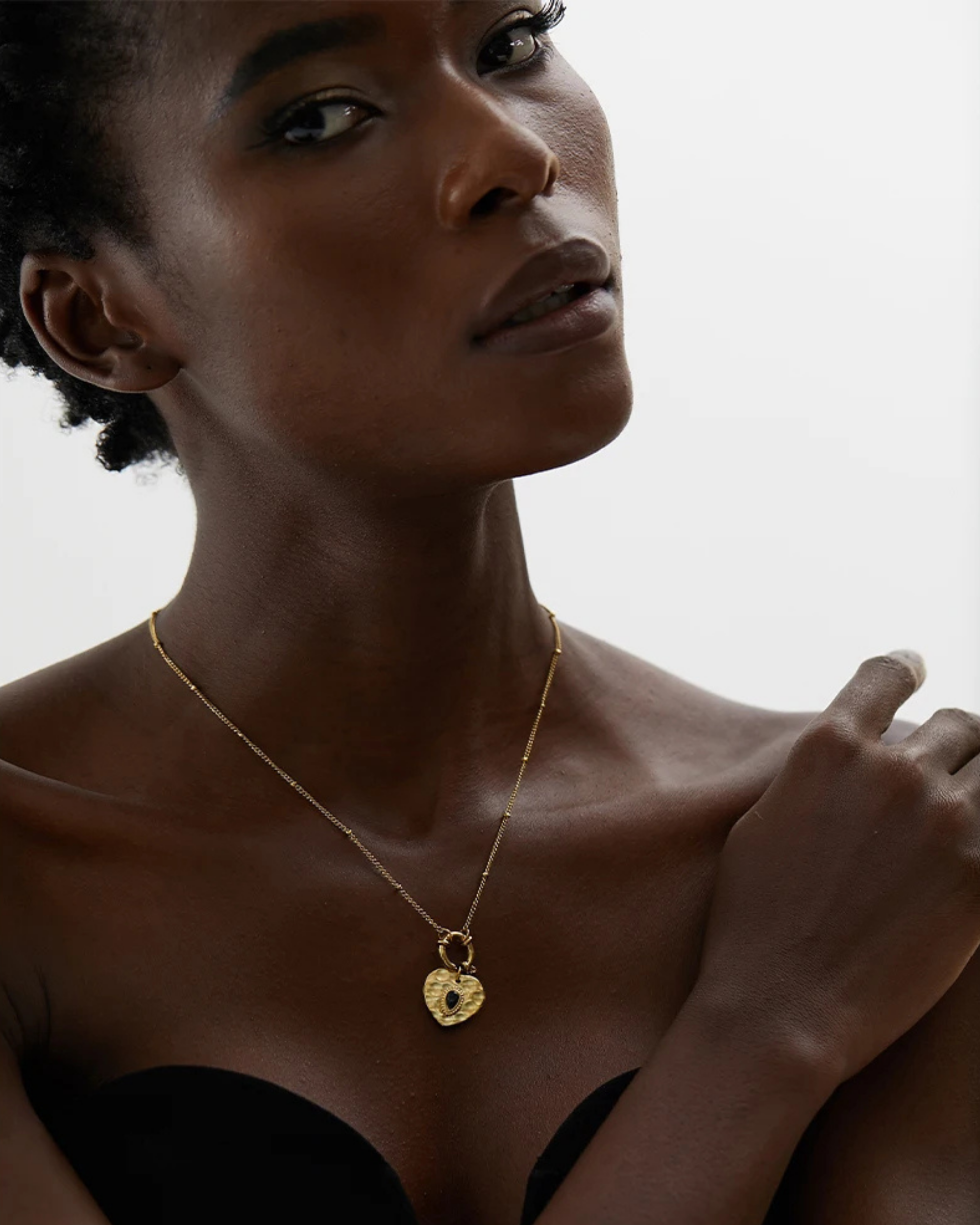 HEART PENDANT NECKLACE